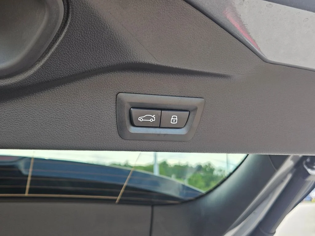 Certified Used 2026 Skyscraper Grey Metallic BMW M60i image 15