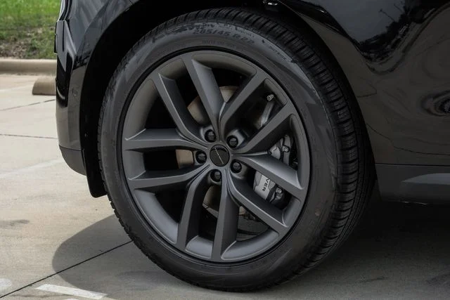 New 2026 Black Land Rover SE image 70