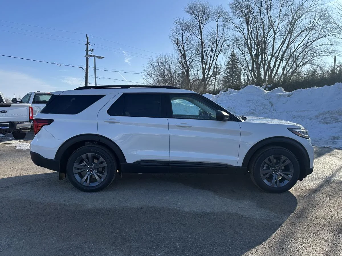 Used 2026 White Ford Active 200a Pkg image 4