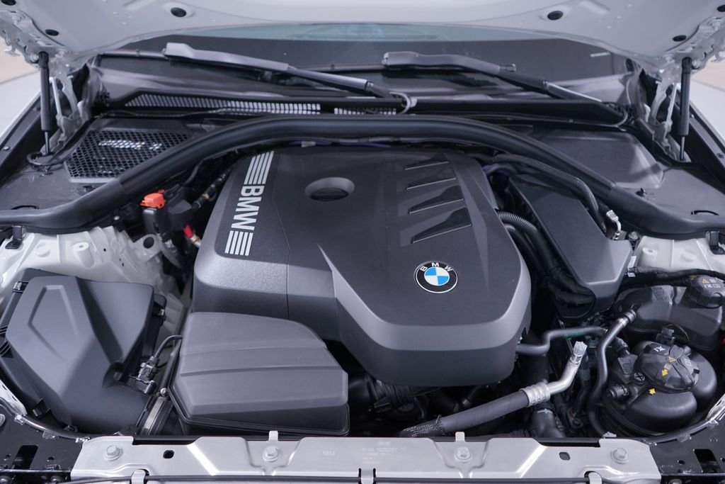 Used 2026 Alpine White BMW 330i image 23