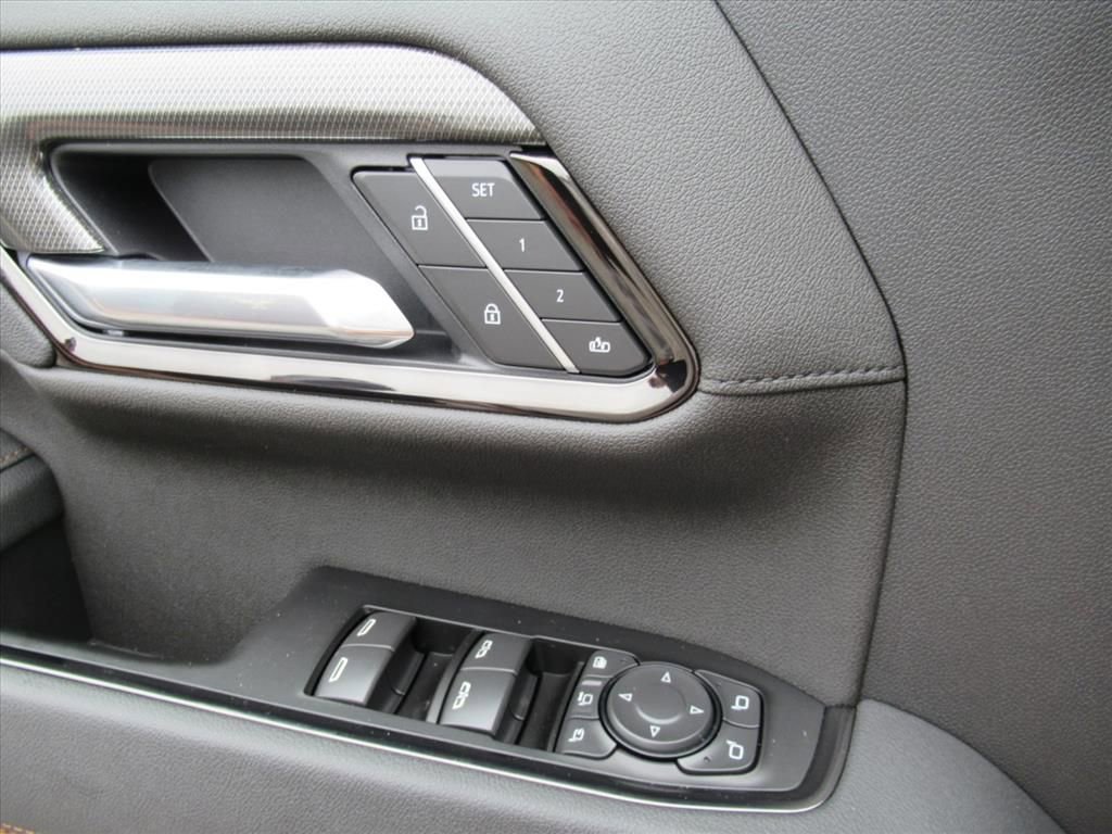 2026 GMC Sierra 2500HD AT4 - Photo 27
