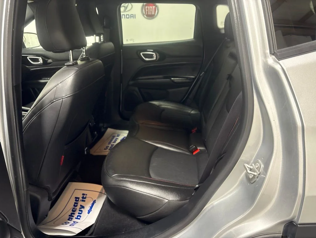 Used 2025 Silver Jeep Trailhawk image 10