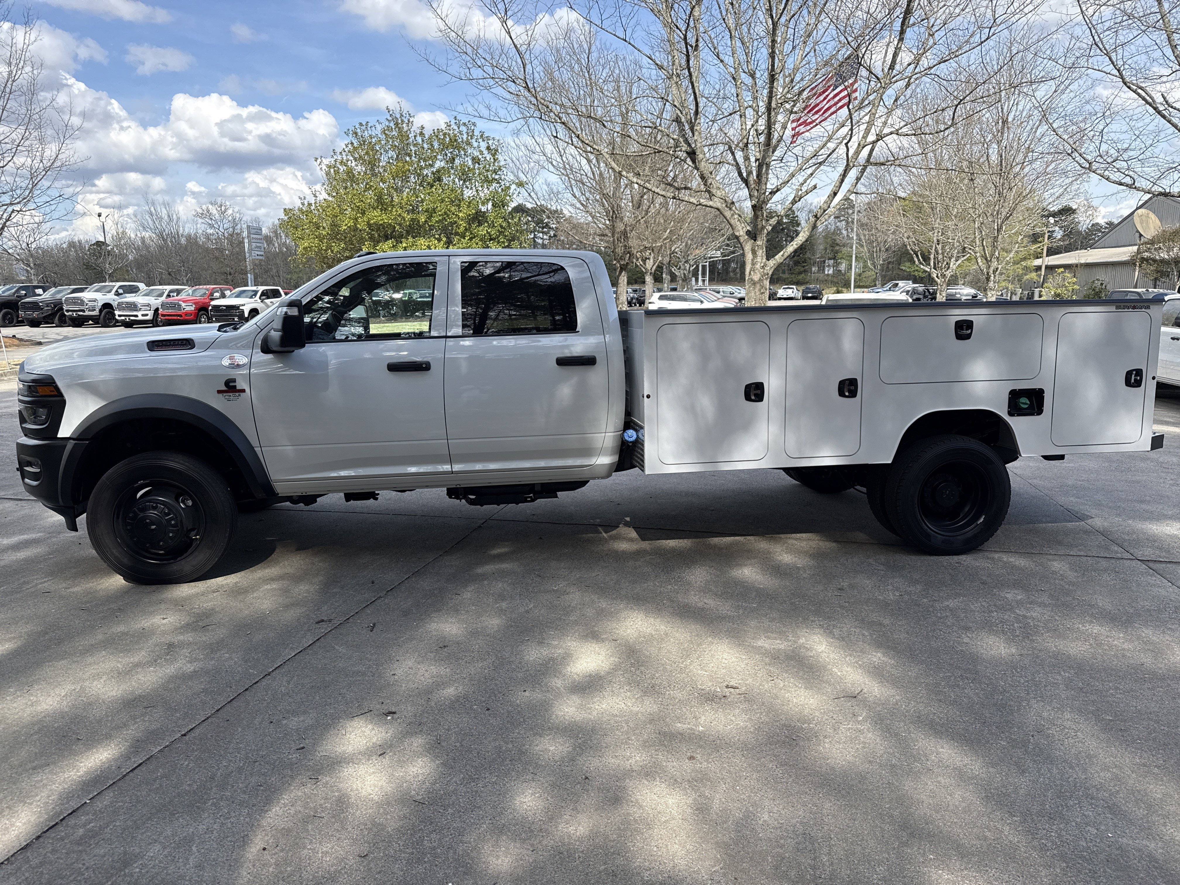 New 2026 Bright White Clearcoat RAM Tradesman image 4