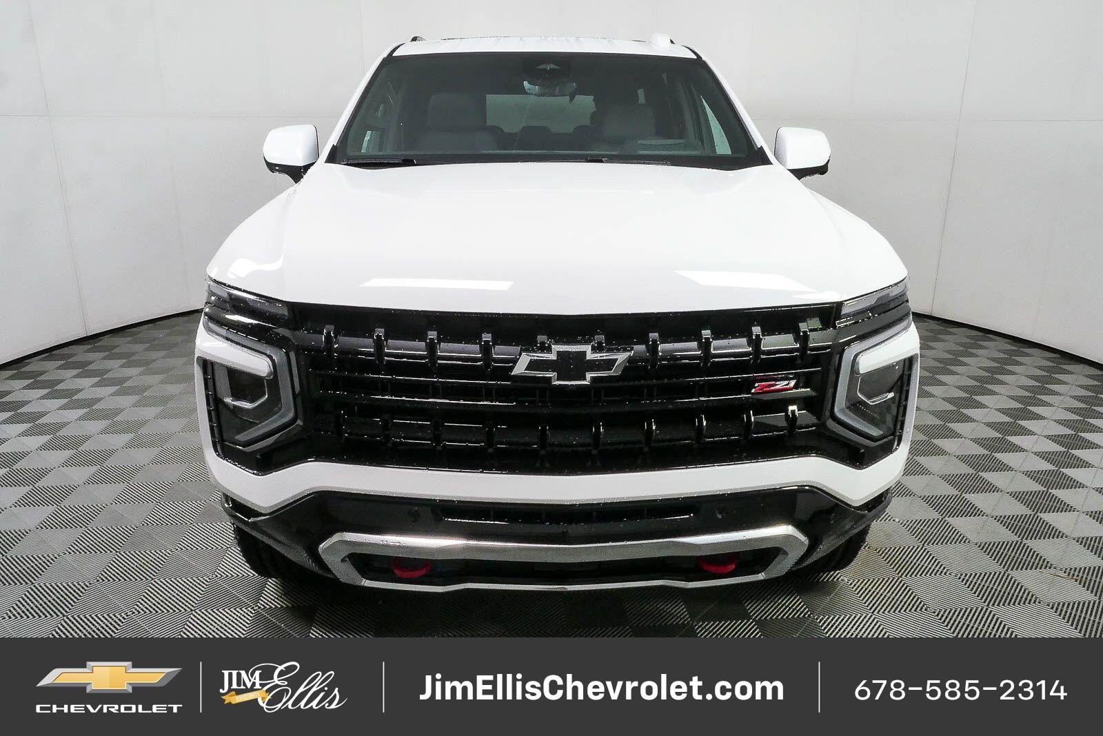 New 2026 Summit White Chevrolet Z71 image 39