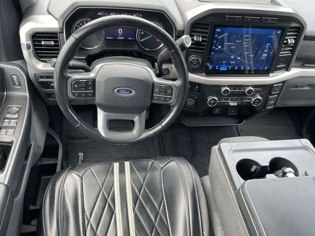 Used 2021 Agate Black Metallic Ford XLT image 4