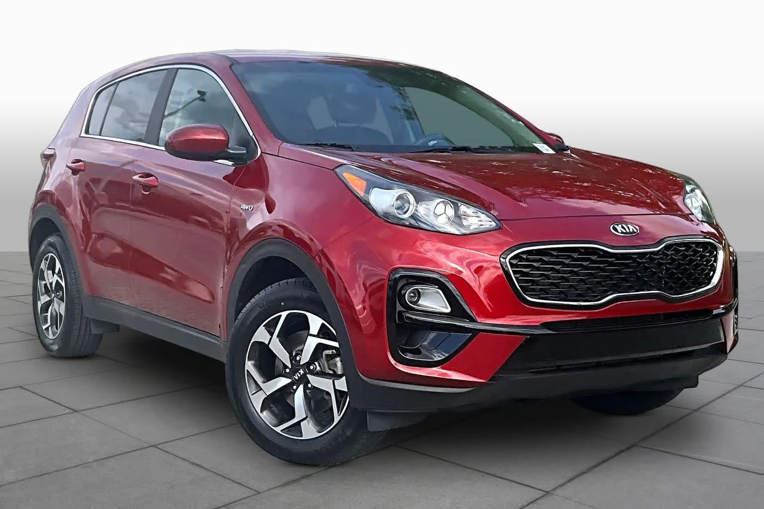 Used 2022 Hyper Red Kia LX image 3