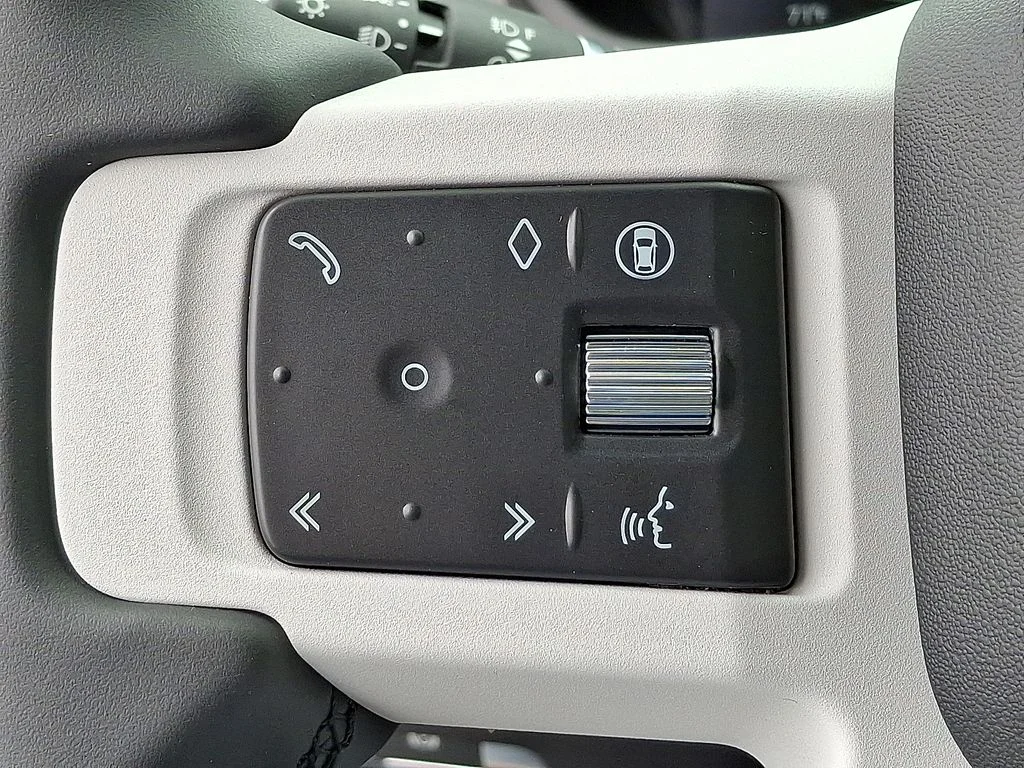 Certified Used 2026 Santorini Black Metallic Land Rover s image 16