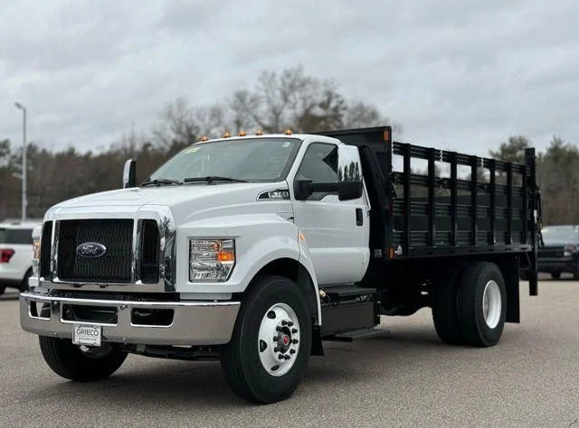New 2026 Oxford White Ford F-650 Gas Straight Frame image 10