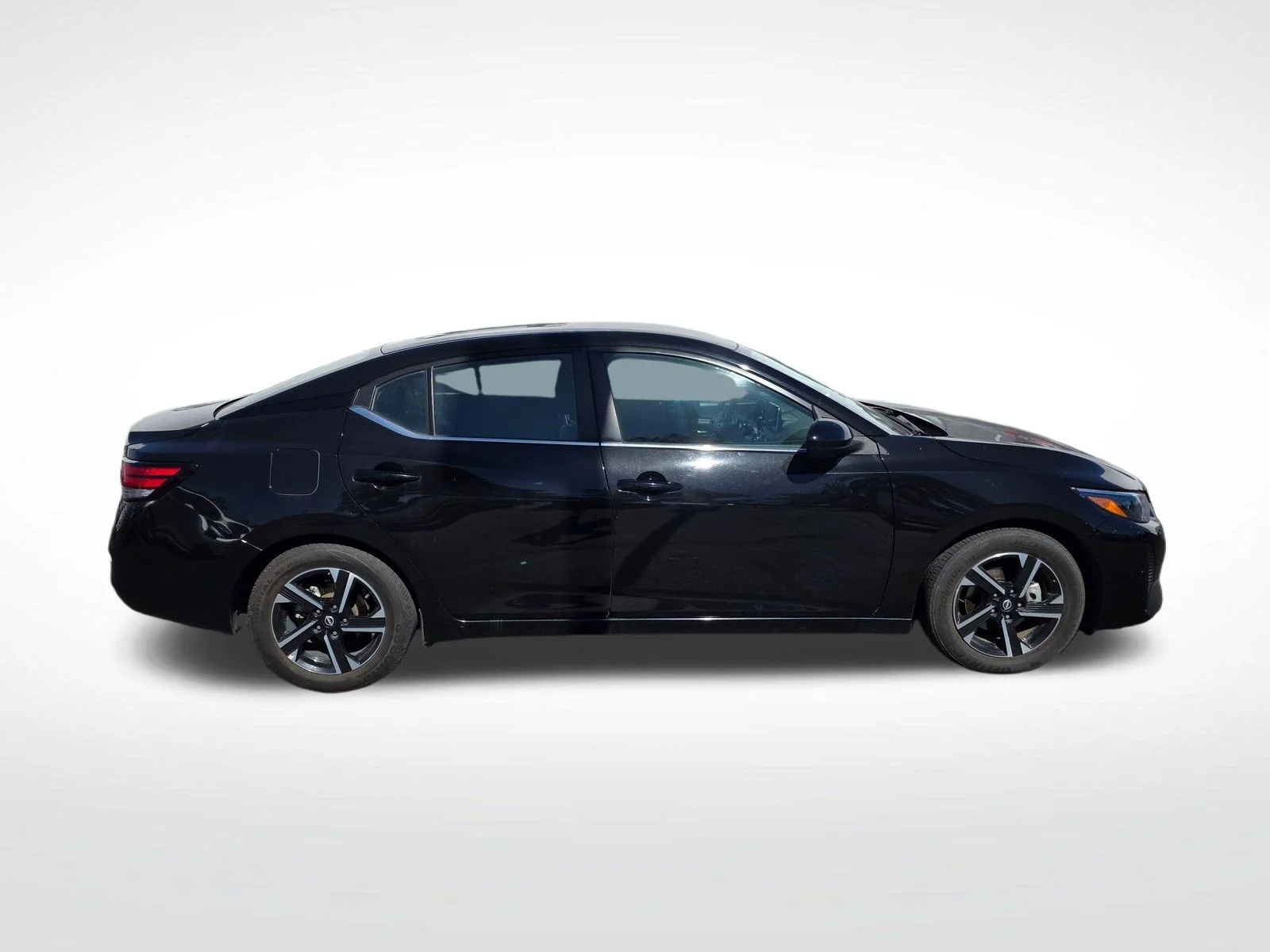 Used 2024 Super Black Nissan SV image 4