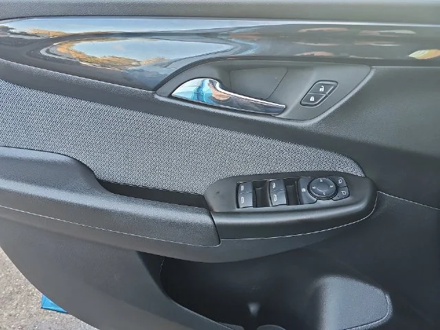 Used 2025 Blue Chevrolet LT image 37