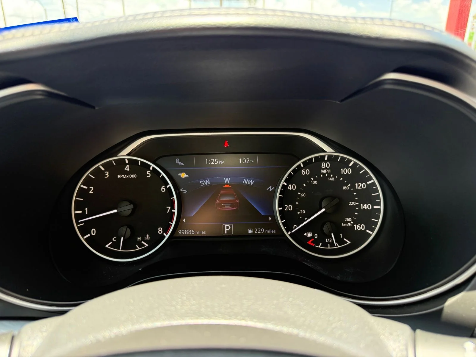Used 2018 Red Nissan 3.5 SL image 7