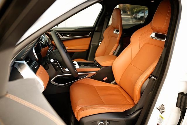 2026 Jaguar F-Pace R-Dynamic S - Photo 23