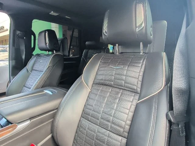 Used 2025 Blue Cadillac Sport Platinum image 10