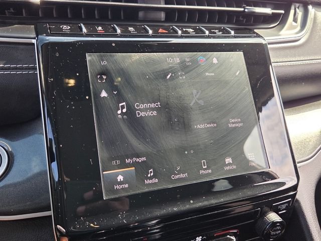 Used 2023 White Jeep Laredo image 21