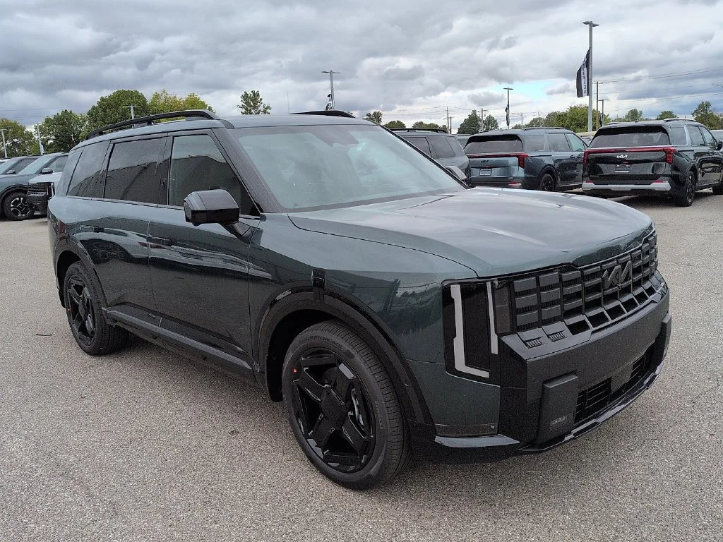 New 2027 Black Jade Green Kia X-LINE SX image 1