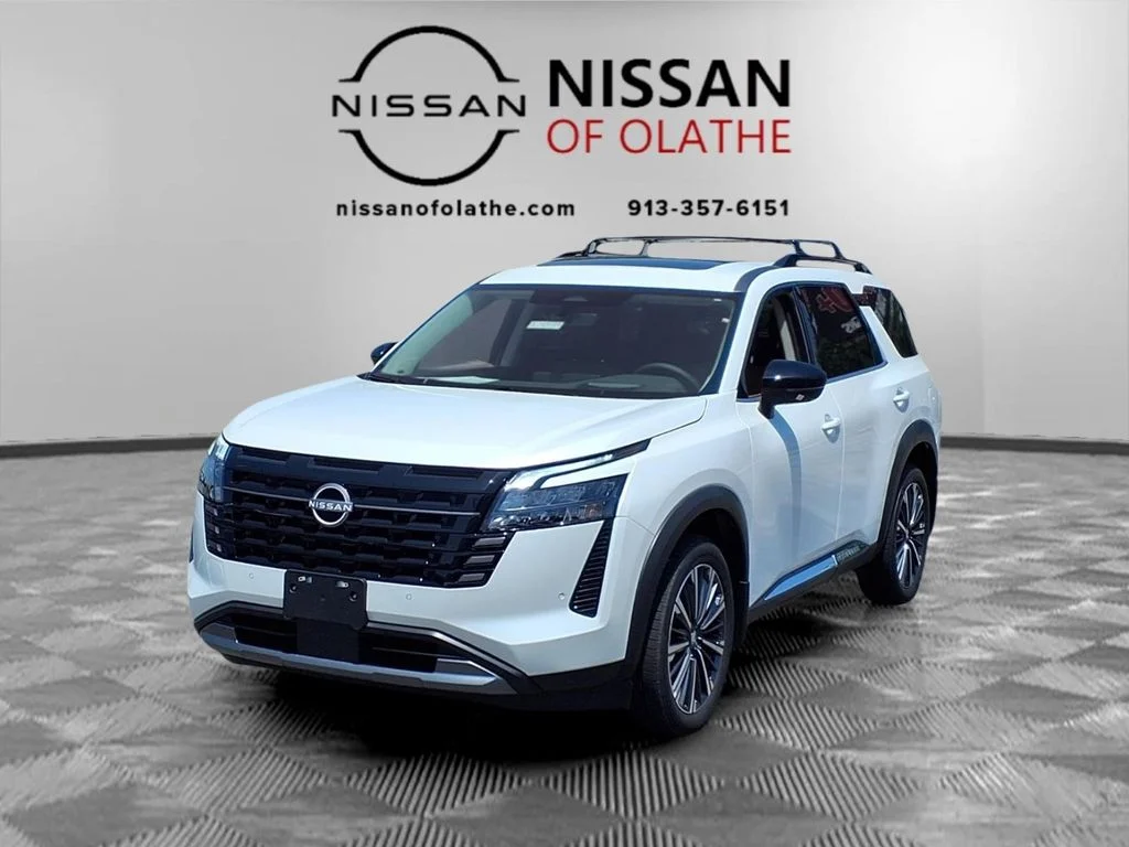 New 2026 White Nissan Platinum image 1