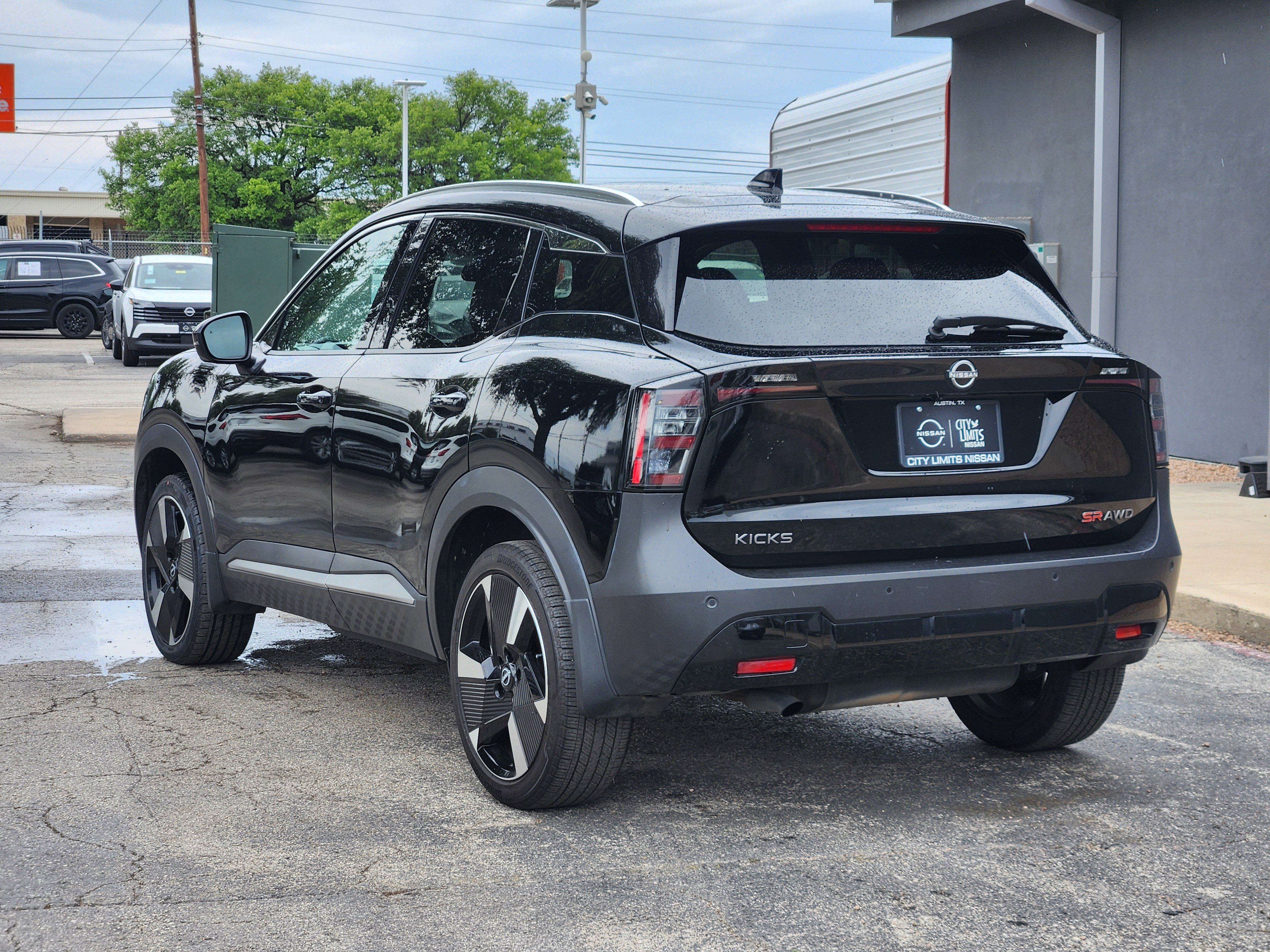 Certified Used 2025  Nissan SR image 5