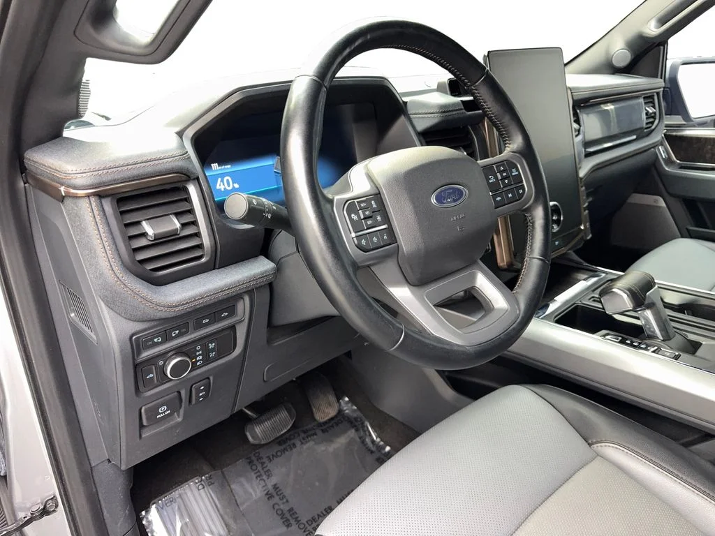Used 2022 Silver Ford Lariat image 51
