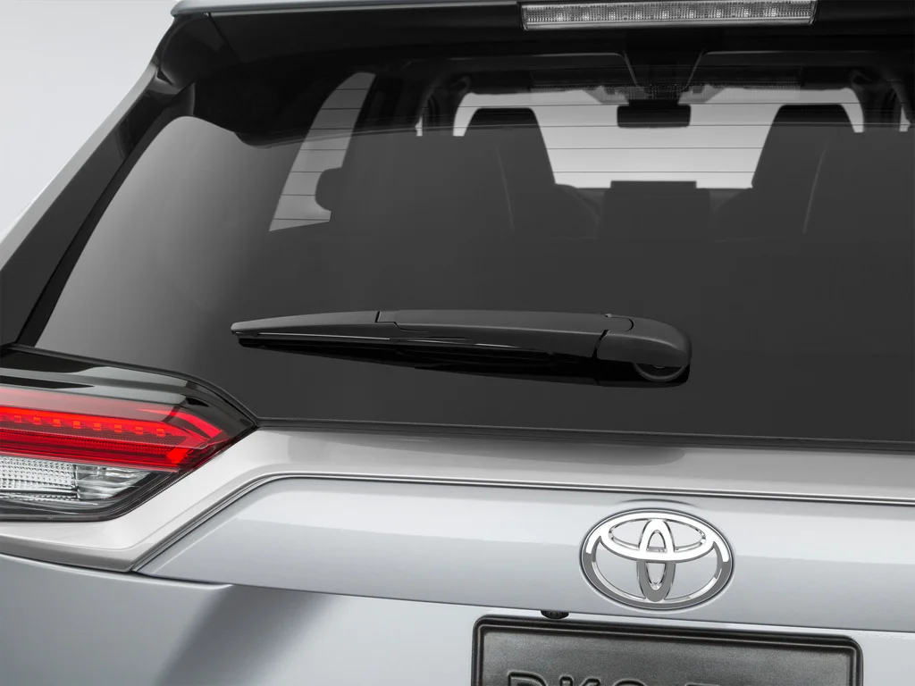 Used 2020 Silver Toyota XLE image 64