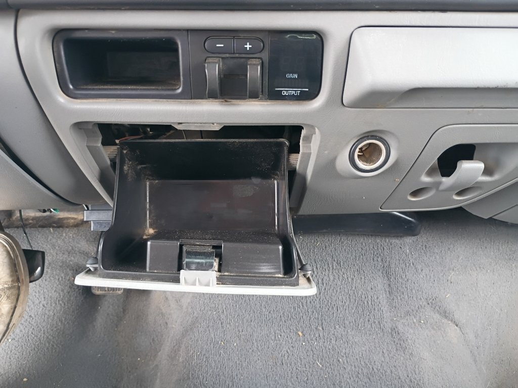 Used 2006 Oxford White Clearcoat Ford XLT image 31