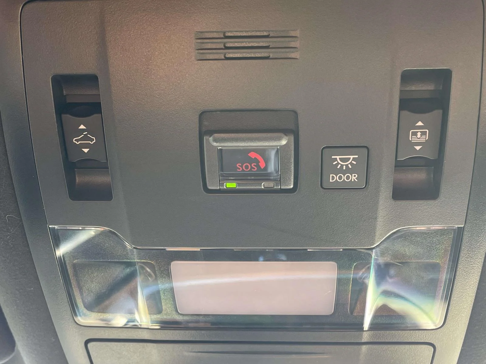 Used 2022 Atomic Silver Lexus F SPORT Handling image 23