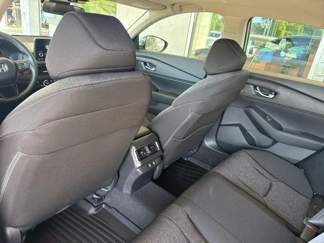 2025 Honda Accord SE - Photo 21