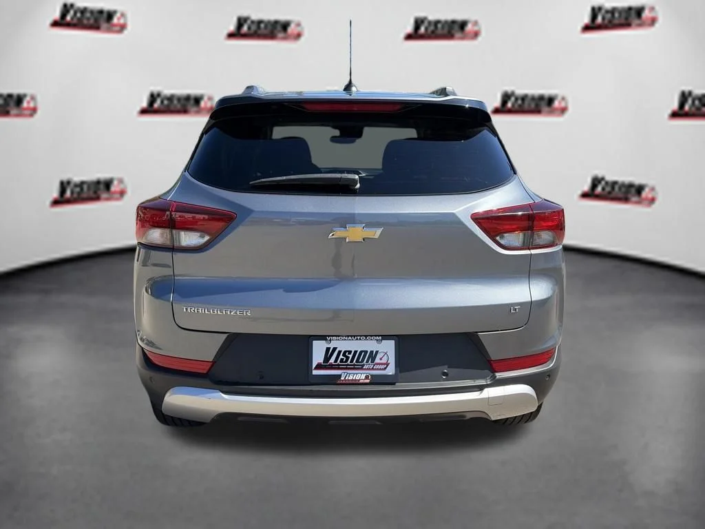 Used 2022 Gray Chevrolet LT image 7