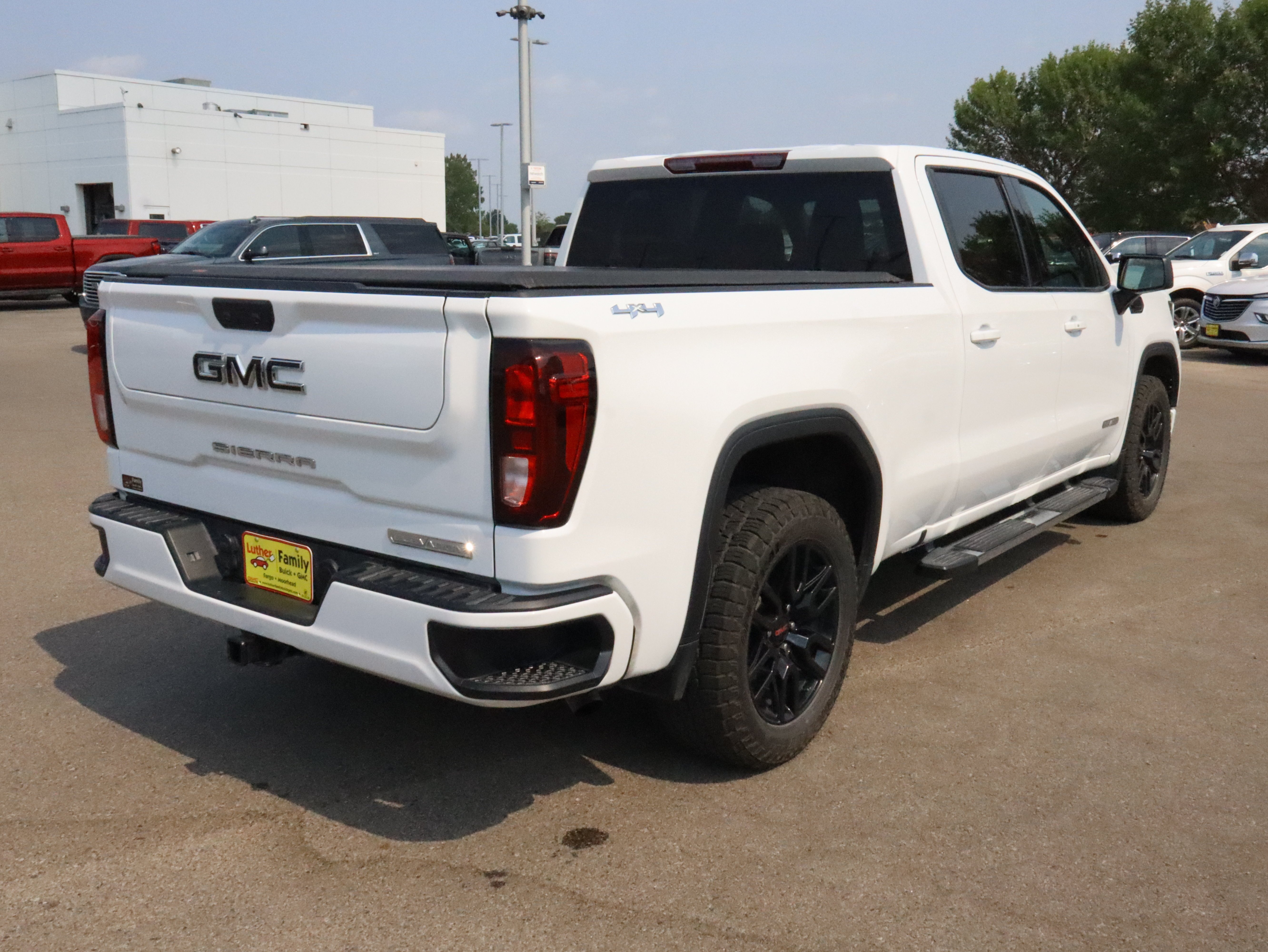 2023 GMC Sierra 1500 Elevation - Photo 7
