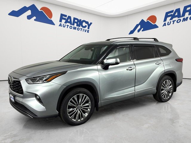2022 Toyota Highlander Platinum
