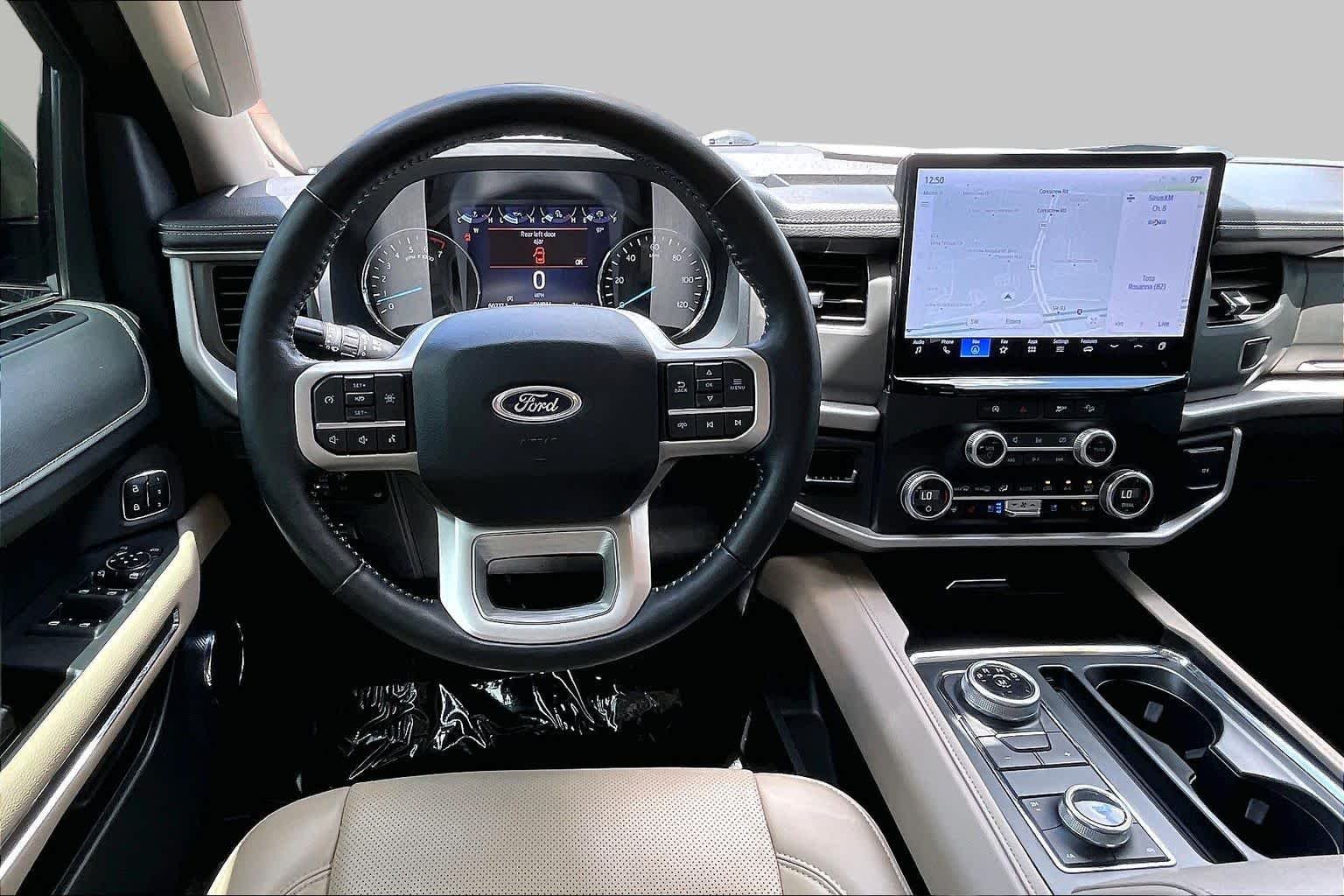 Pre-Owned 2024 Ford Expedition XLT