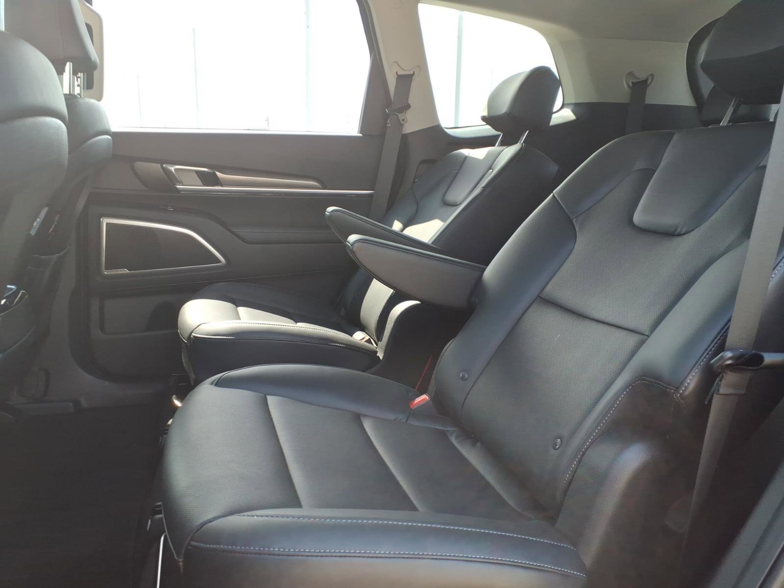 Certified Used 2023 Midnight Lake Blue Kia S image 18