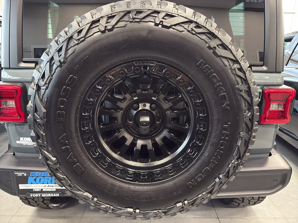 New 2026 Anvil Clearcoat Jeep Sport S image 35