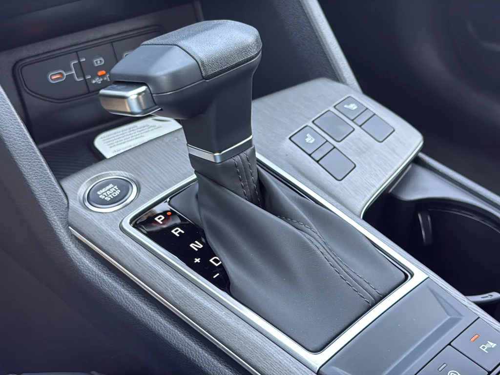 New 2026 Glacial White Pearl Kia X-Line image 22
