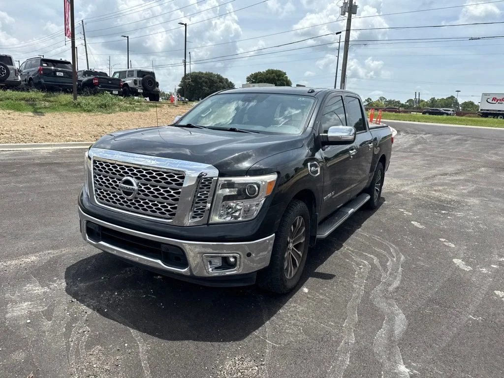 Certified Used 2017 Black Nissan SL image 4
