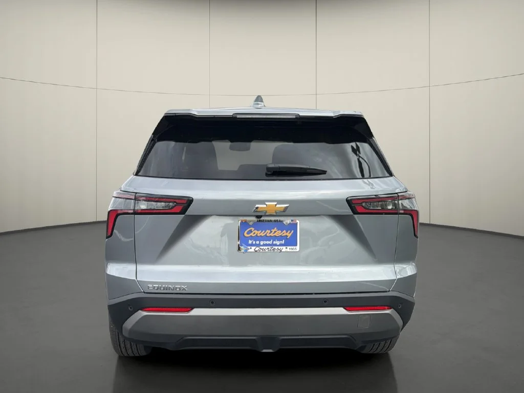 New 2027 Sterling Gray Metallic Chevrolet LT image 6