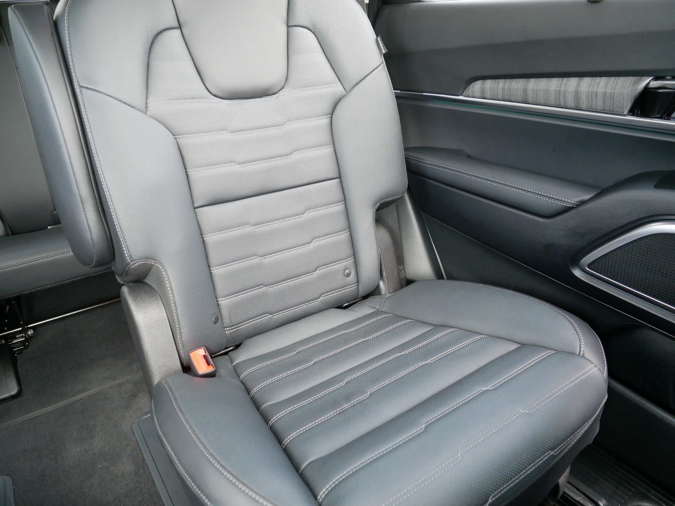 Certified Used 2024 Gravity Gray Kia SX Prestige image 14