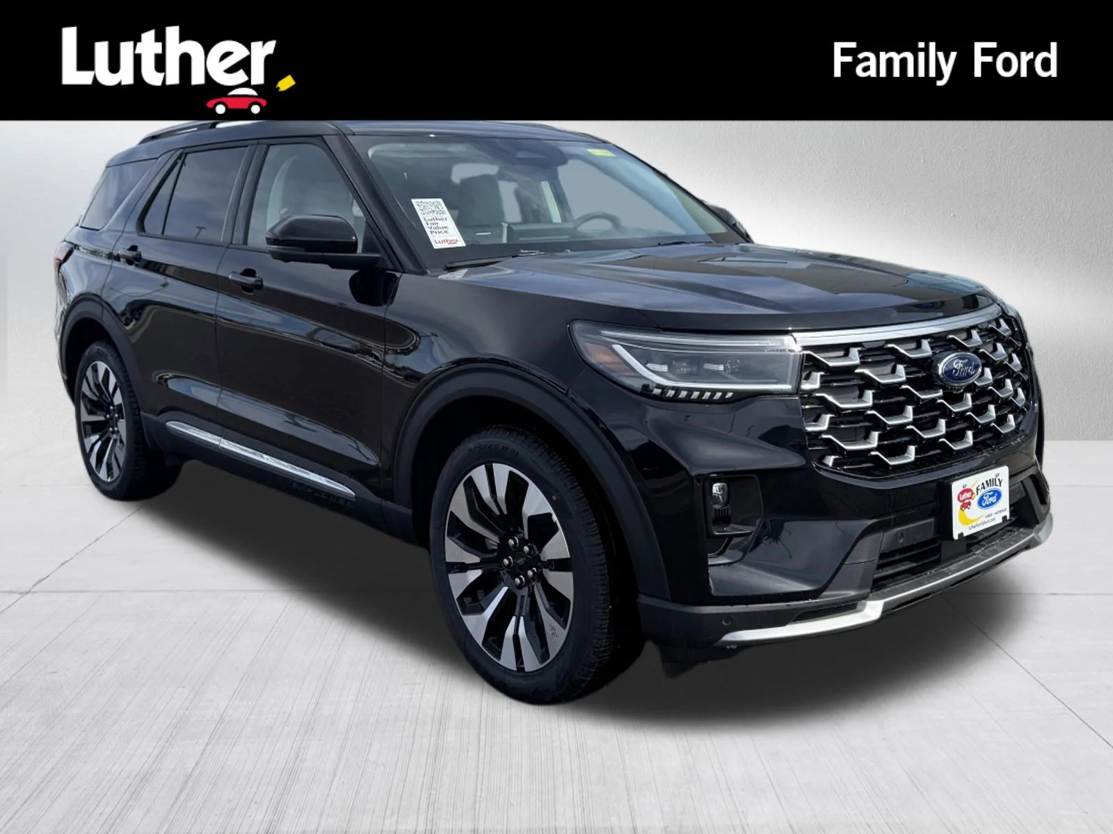 2026 Ford Explorer Platinum 4WD's photo