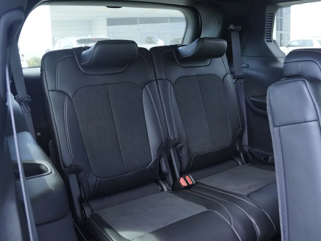 New 2026 Bright White Clearcoat Jeep Altitude image 28