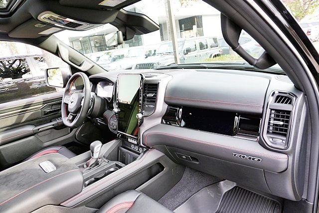 New 2026 Diamond Black Crystal Pearl-Coat Exterior Paint RAM RHO image 12