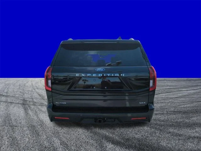 New 2026 Dark Matter Gray Metallic Ford MAX Active image 5