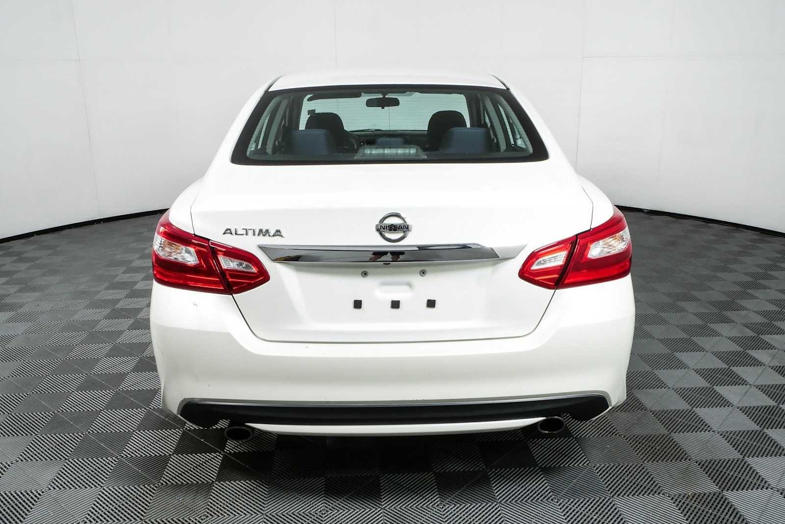 Used 2017 Pearl White Nissan 2.5 S image 24