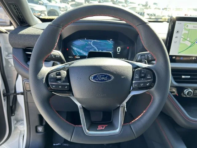 New 2026 Star White Metallic Tri-Coat Ford ST image 17