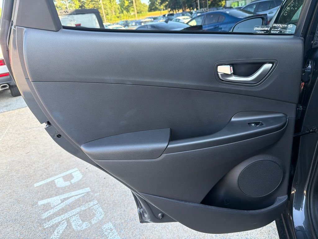 2022 Hyundai Kona SEL - Photo 21