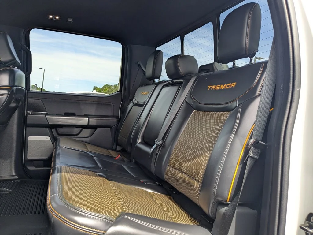 Used 2023  Ford Tremor image 25