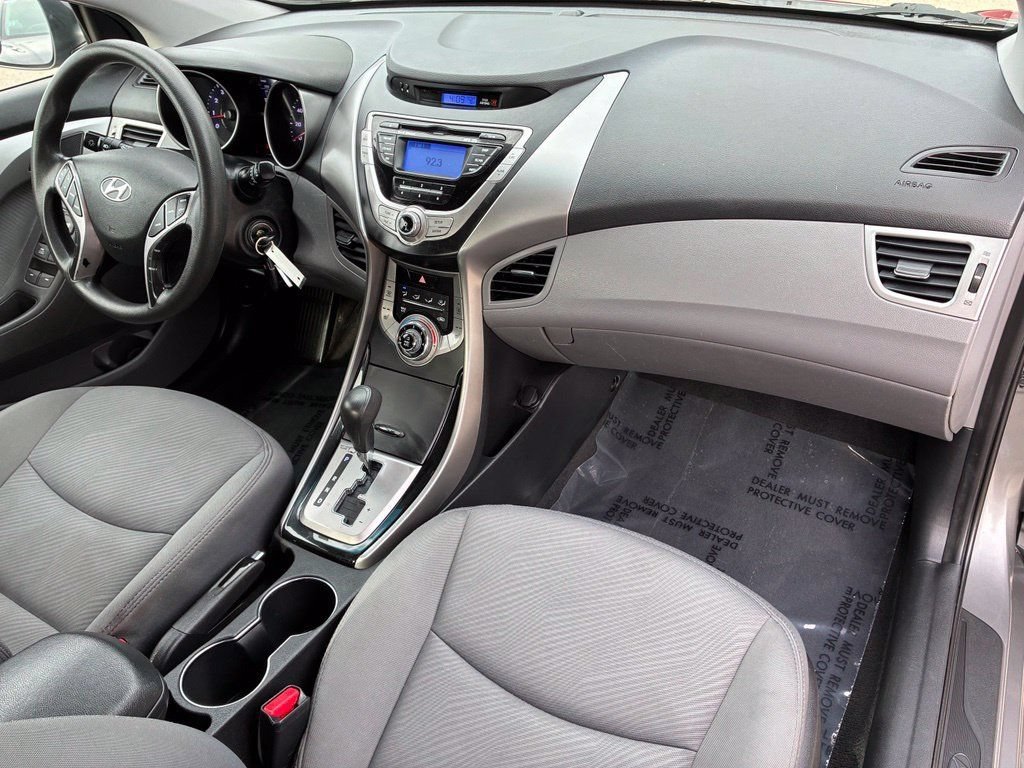 Used 2013 Gray Hyundai GLS image 30