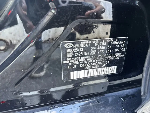 Used 2013 Black Hyundai Limited image 35