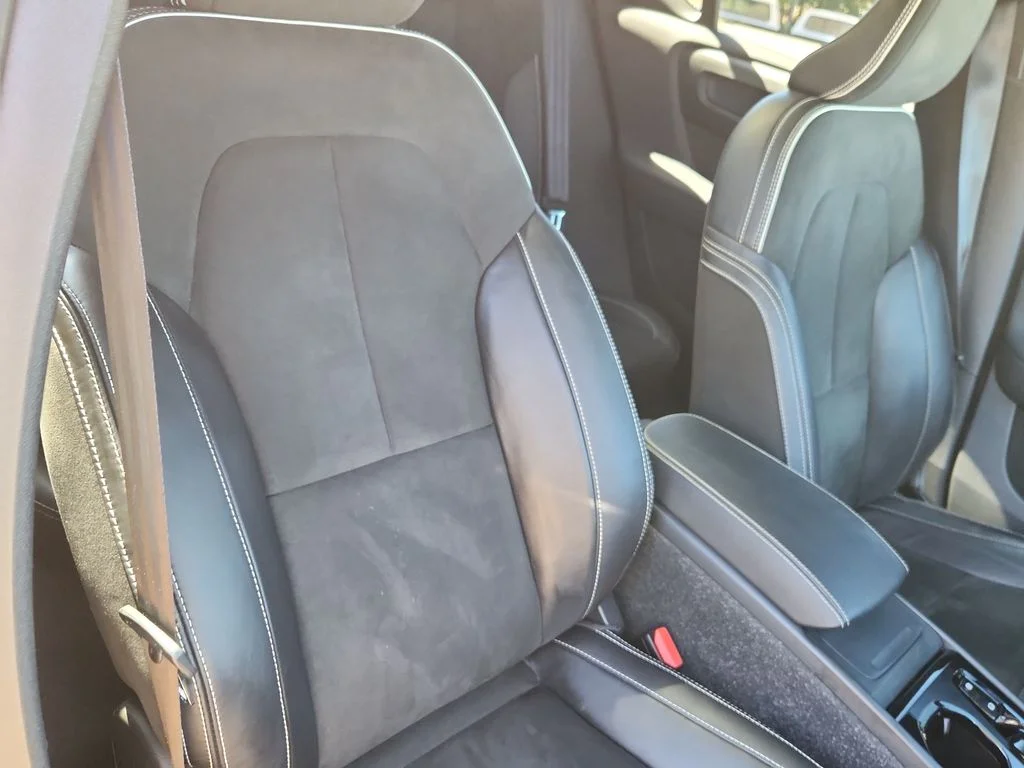 Used 2021 Gray Volvo R-Design image 15