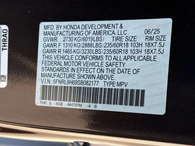 2025 Honda Odyssey EX-L - Photo 17