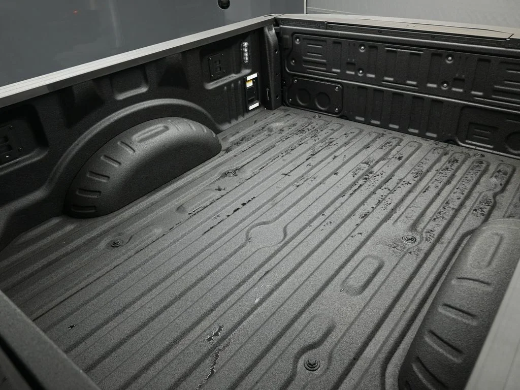 New 2026 Carbonized Gray Metallic Ford Lariat image 19