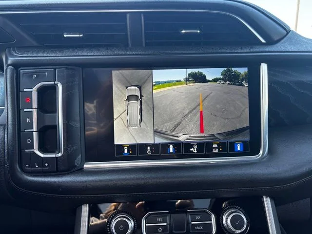 Used 2022 Gray GMC Denali image 17